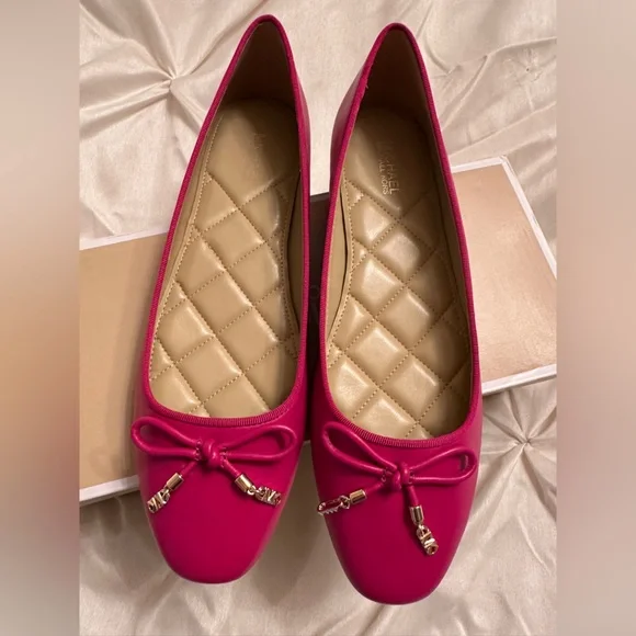 Michael Kors Nori Flex Flat Deep Fuchia 8M - Picture 4 of 5